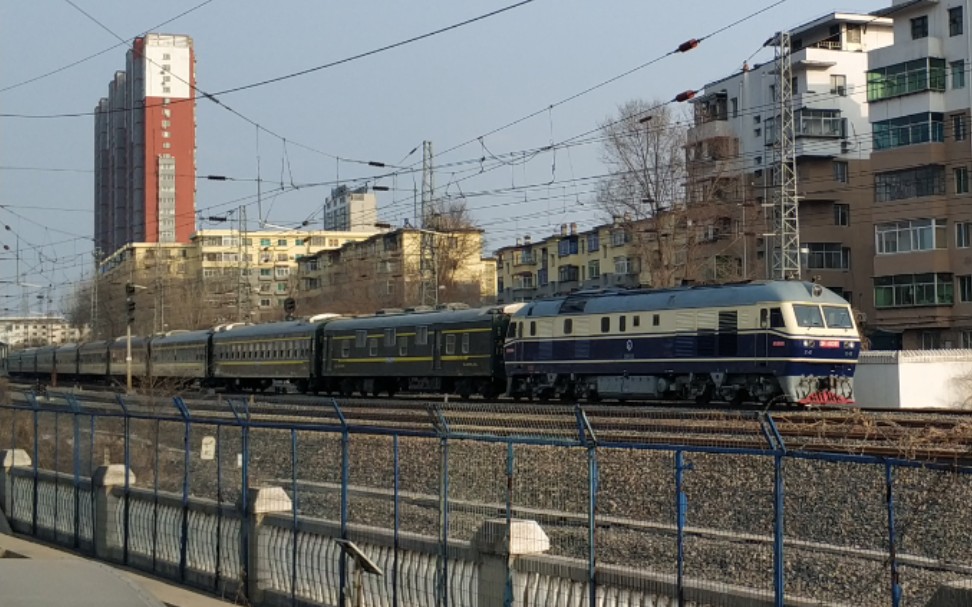 恢复运行的k7426次出抚顺北站