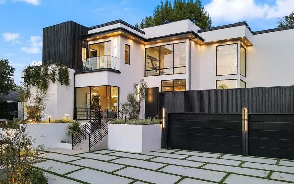 [图]【房屋游览】价值747.2万美元的的新住宅位于黄金地段 Encino | Luxury Houses - American Homes 2022.9.11