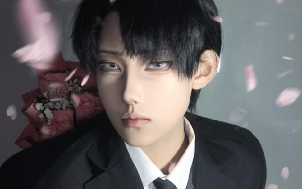 【利威尔cos】进来看利歪给你求婚