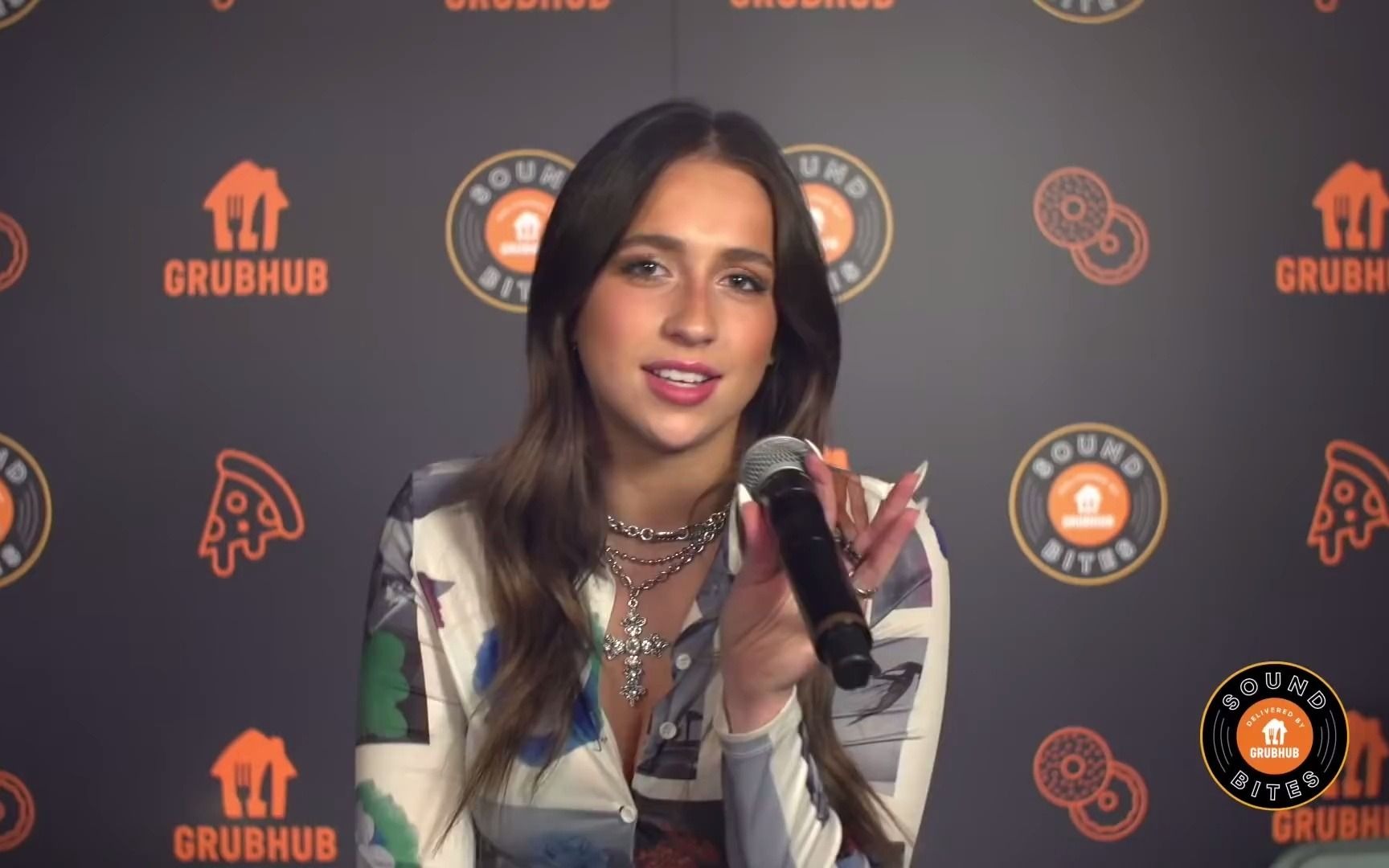 tate mcrae live with grubhub sound bites