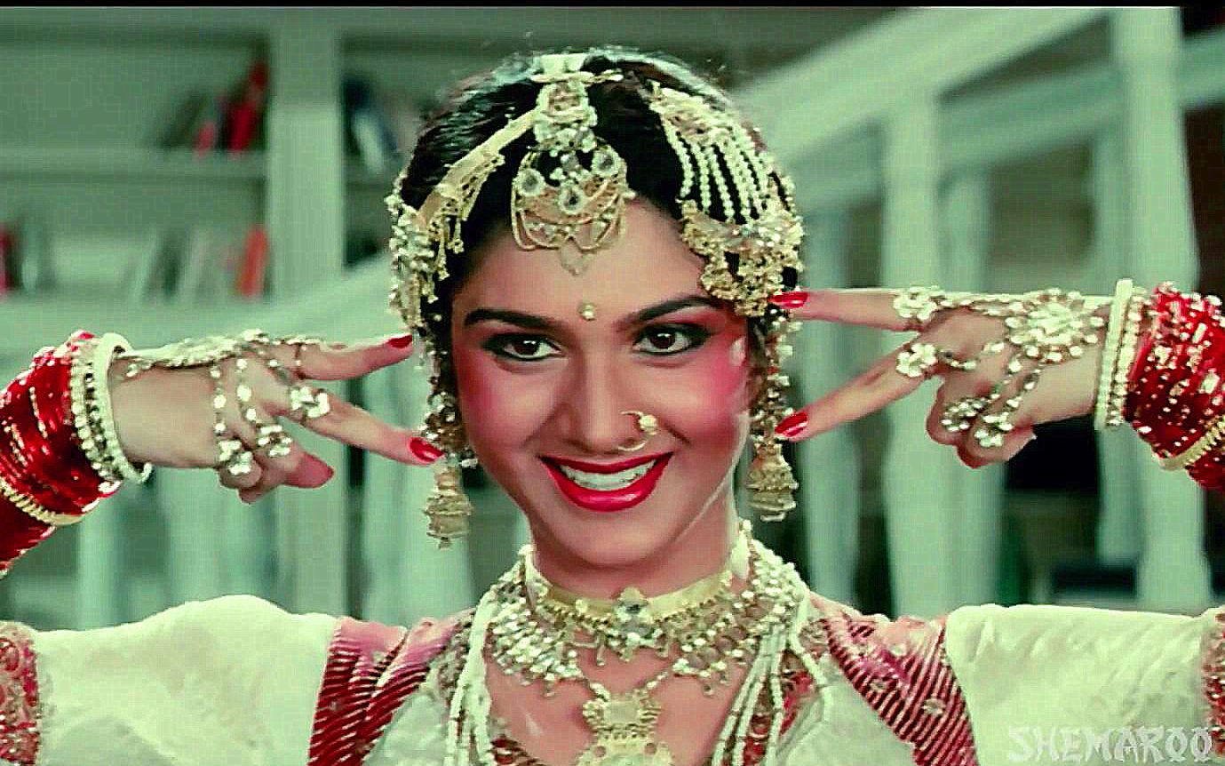 中字印度歌舞《我的爱人穿过小巷》meenakshi sheshadri