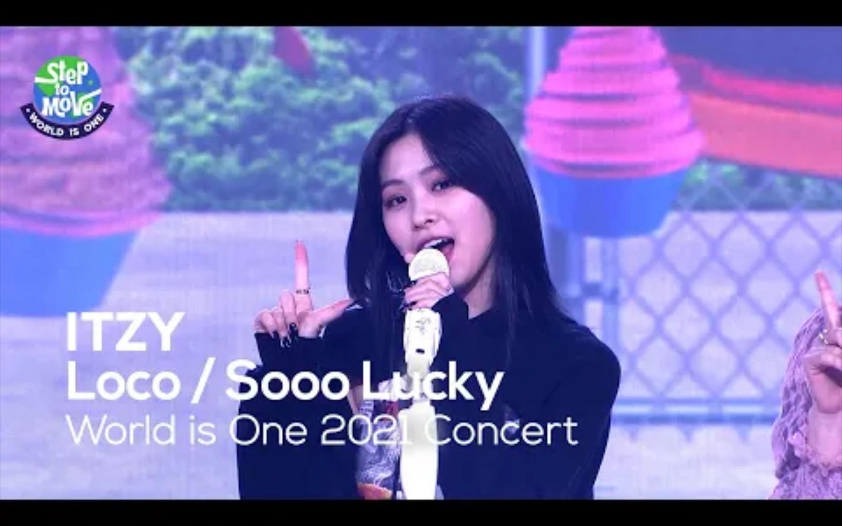 [图]【ITZY】211107 World is One 2021 CONCERT"LOCO+Sooo Lucky"精彩舞台