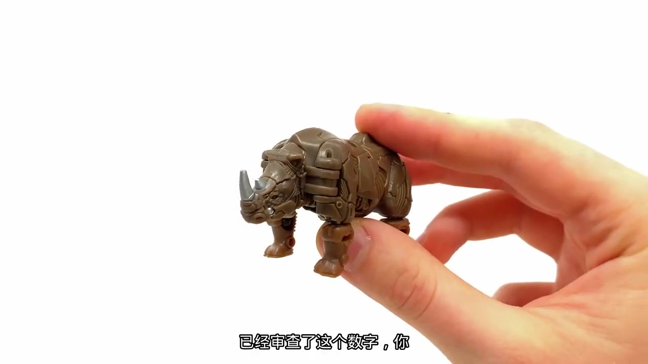 [图]"[字幕]变形金刚 RISE OF THE BEASTS Weaponizer WHEELJACK & RHINOX Review"