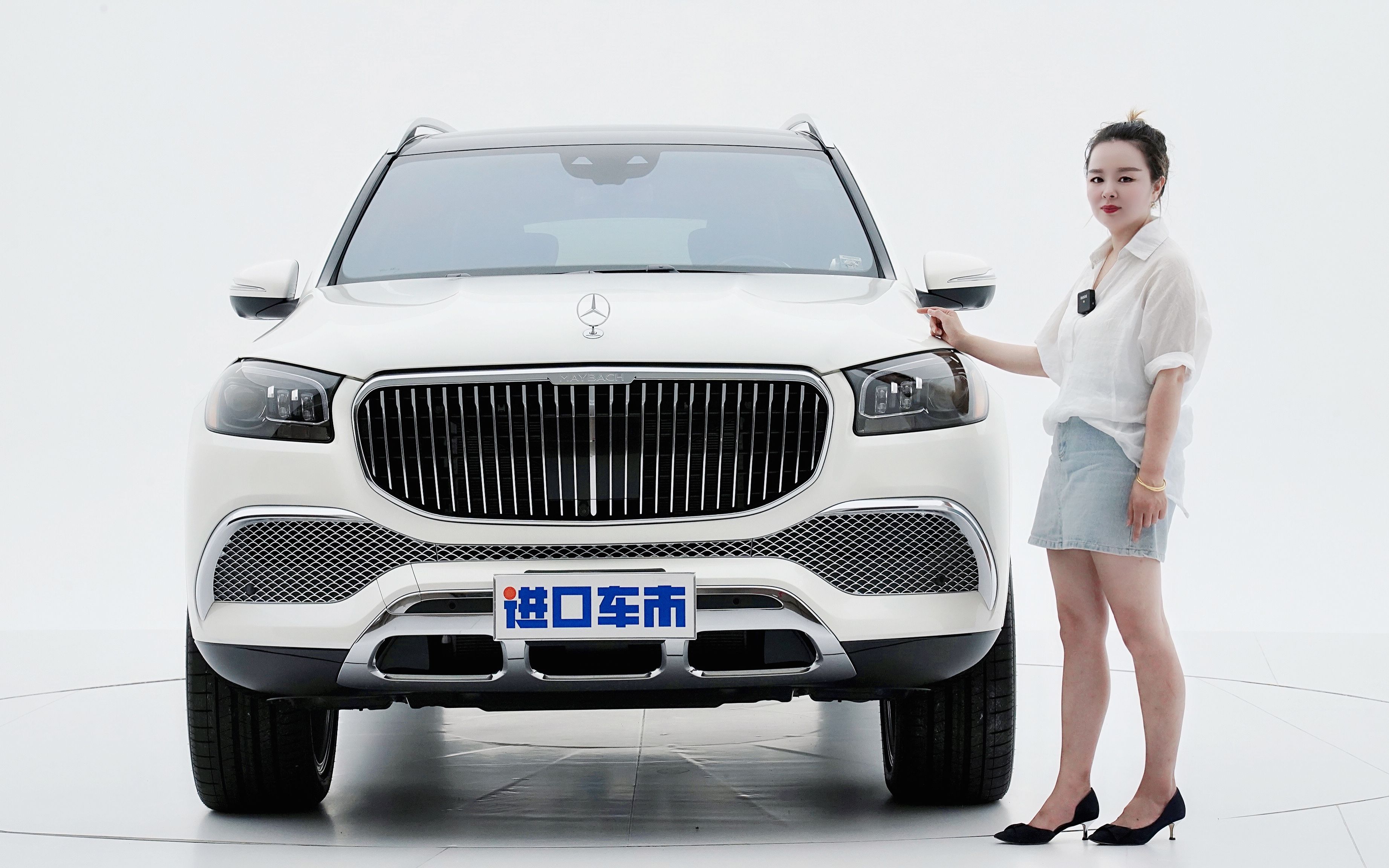 奔驰迈巴赫gls600商务suv给你意想不到的乘坐体验