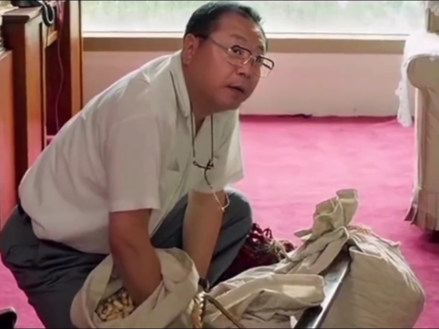 哪样的干部经的起这样的考验很现实