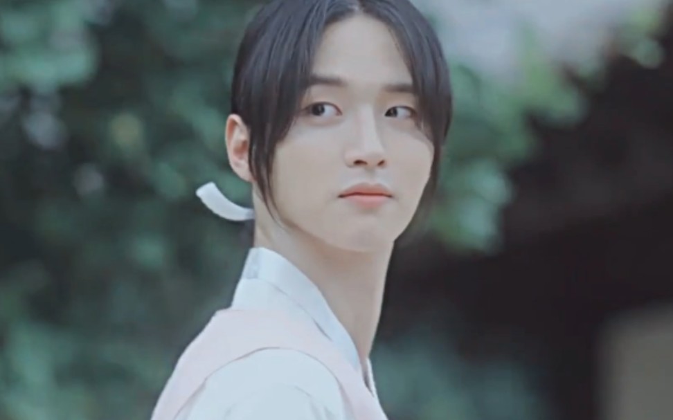 【绿豆传/张东润】金寡妇是个万人迷