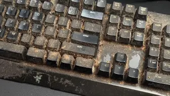有史以来最狠的雷蛇键盘？打开快递我都震惊了！