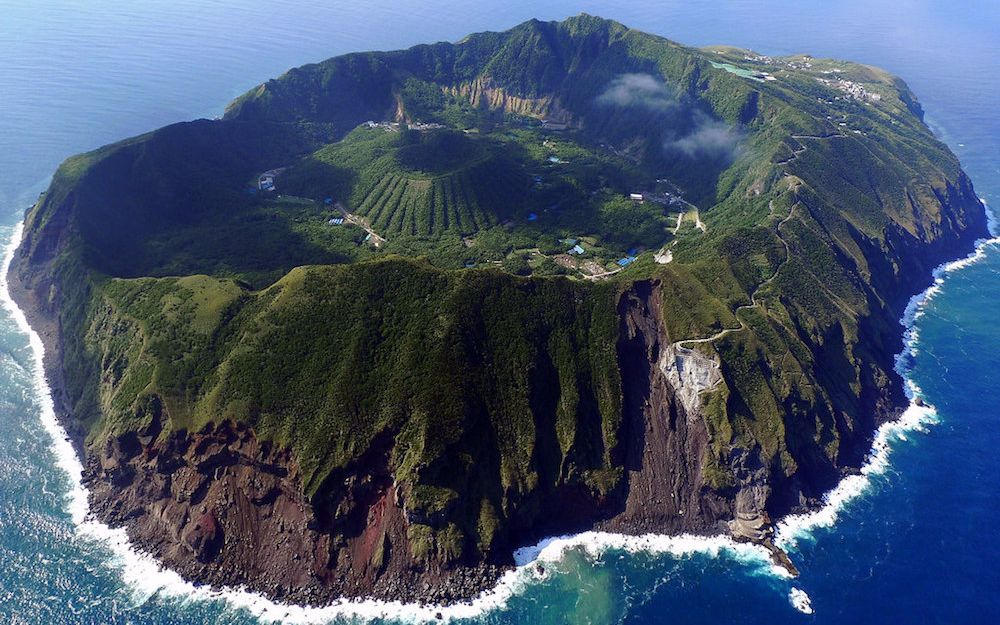 【科普】日本青岛/青ヶ岛(Aogashima),伊豆群岛南部火山岛哔哩哔哩bilibili