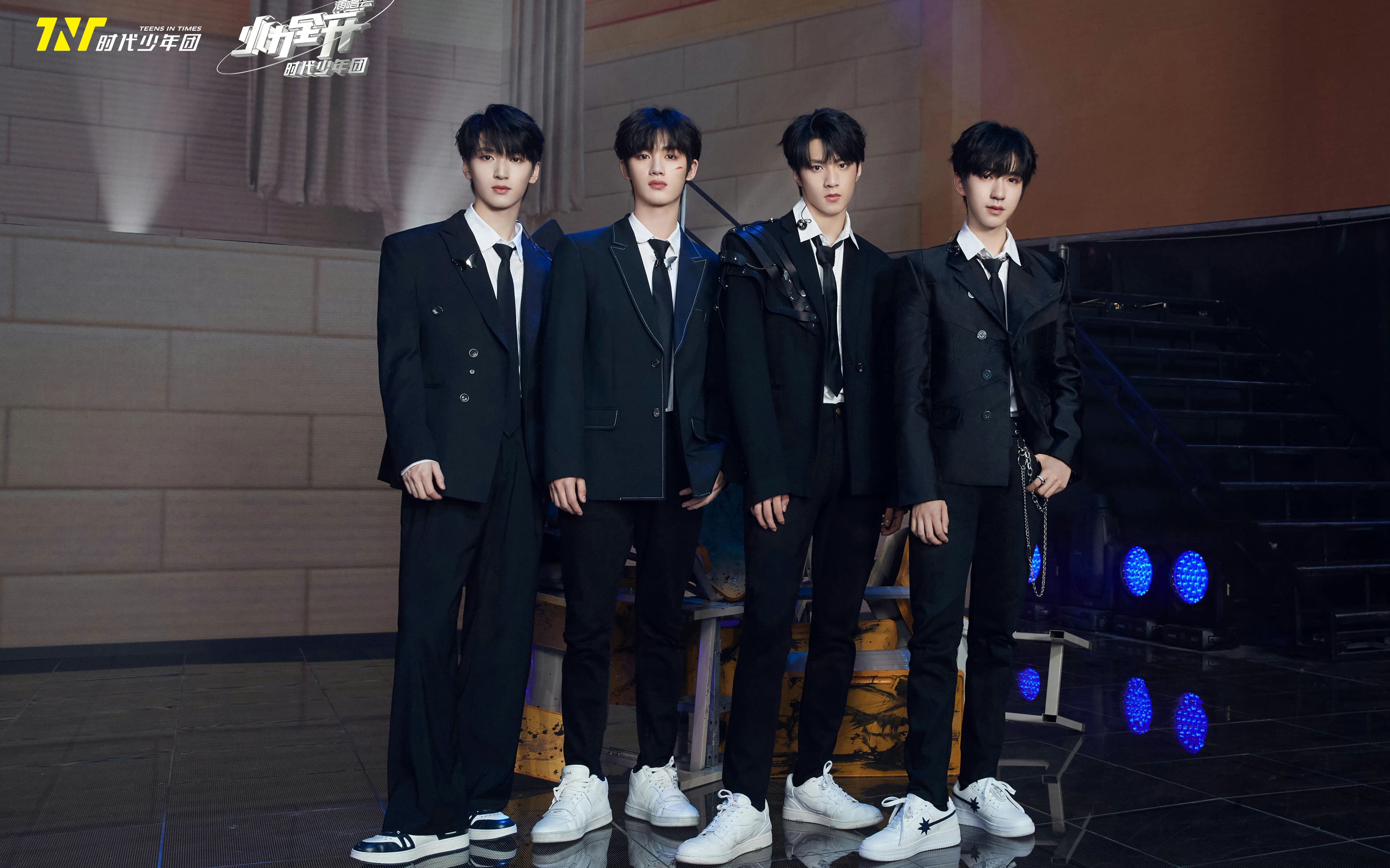 【时代少年团】2021火力全开演唱会《燕尾蝶》舞蹈版剪辑_哔哩哔哩