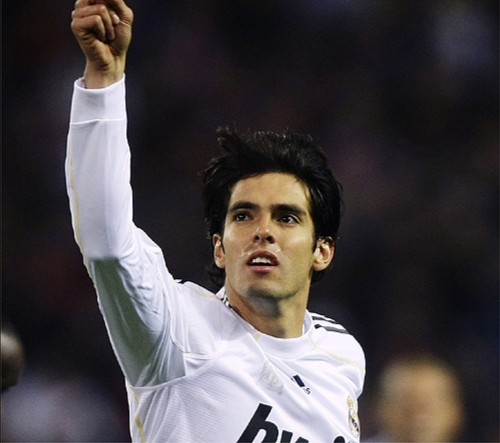 你是自由的——,献给皇马卡卡