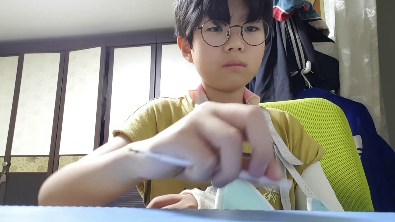 韩国小男孩用wanna one - kangaroo单手penbeat