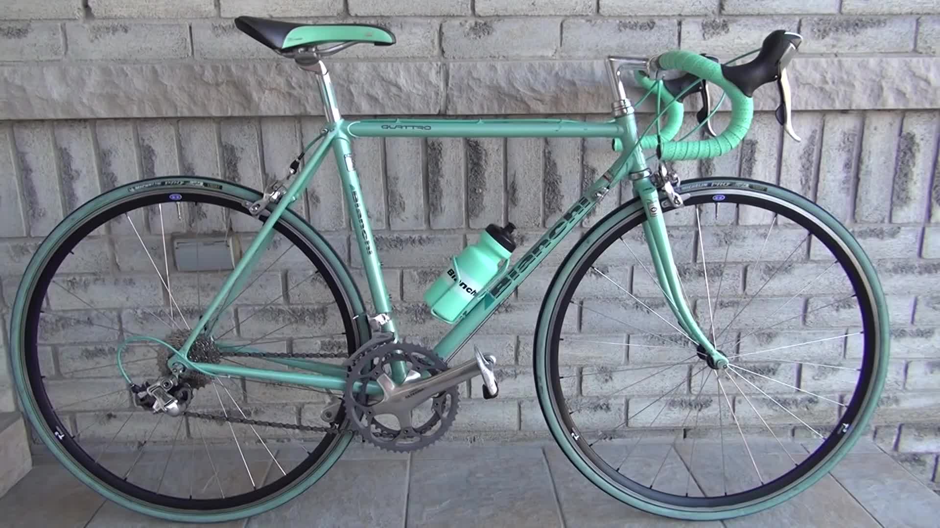 一輛 1989 年bianchi 公路車