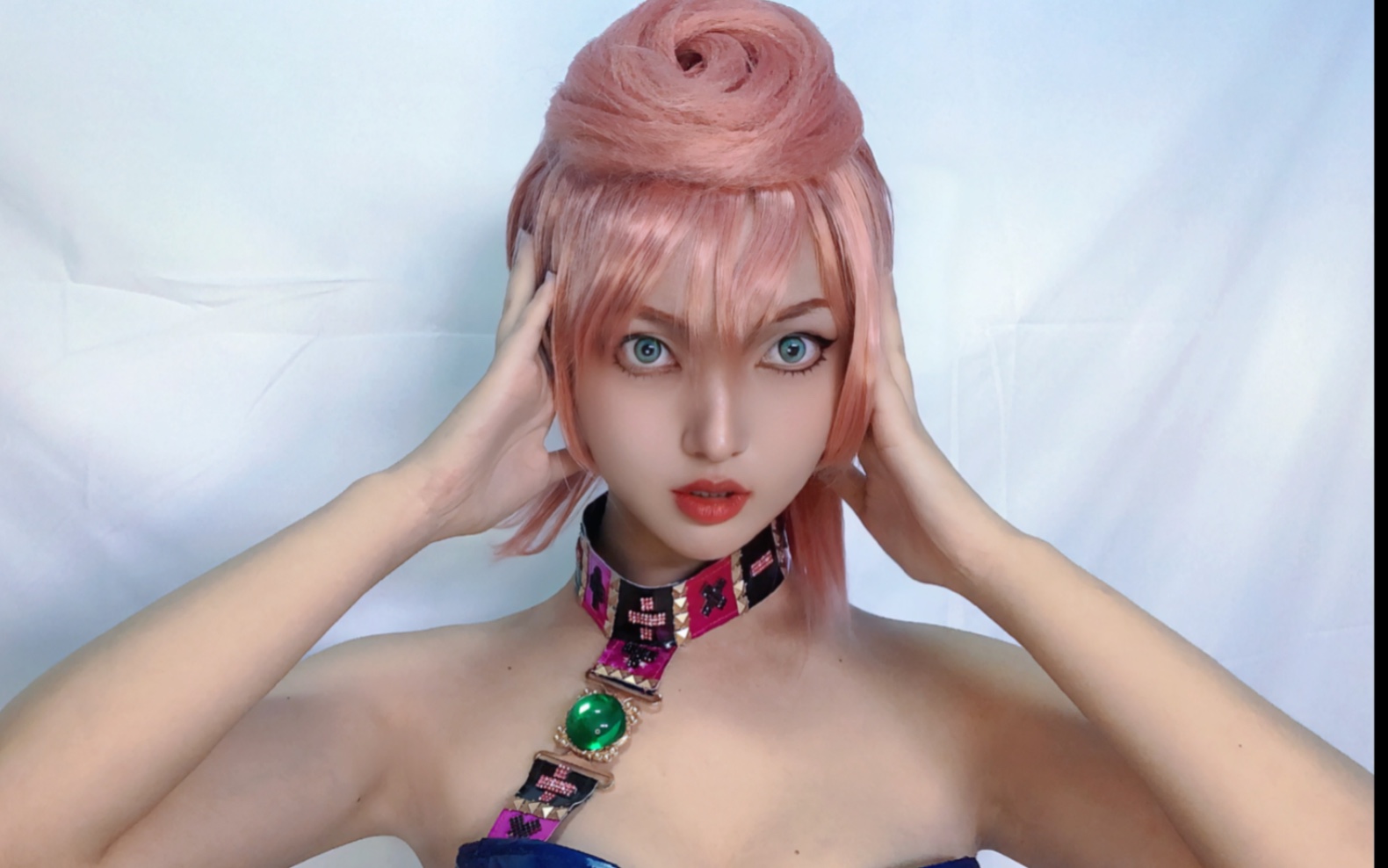 【cos试妆】特里休·乌纳有些c服还没穿出去就已经胖的穿不上了_哔哩