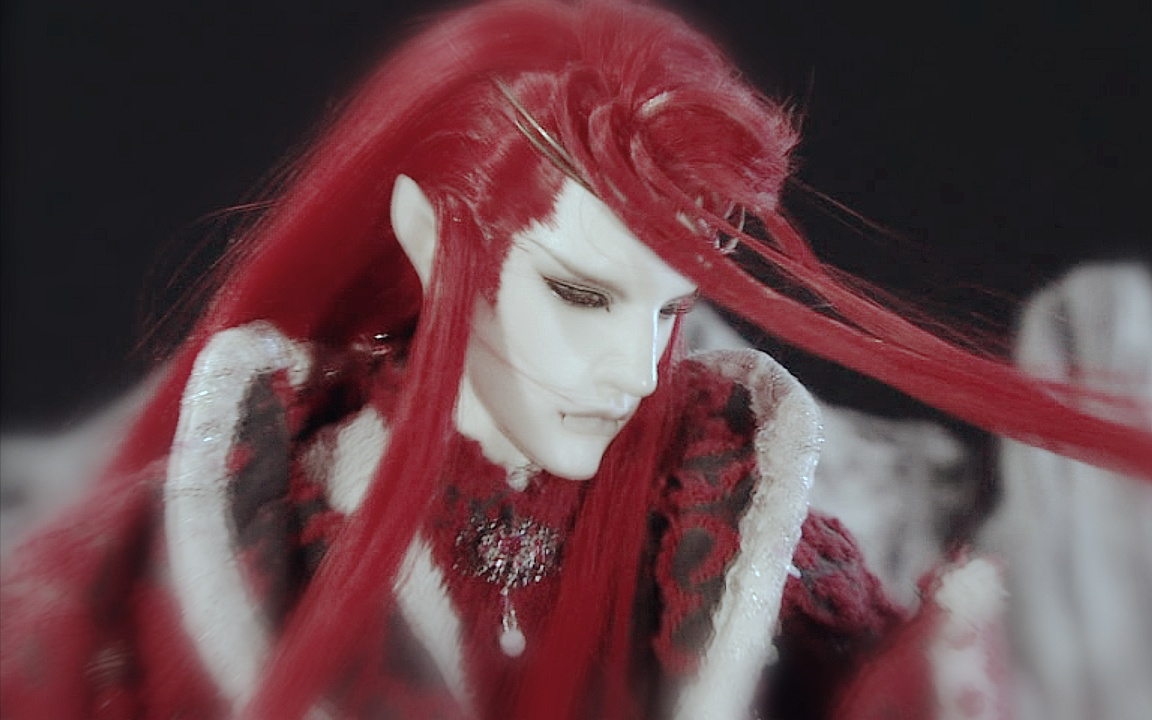 [霹雳|双红]走在冷风中