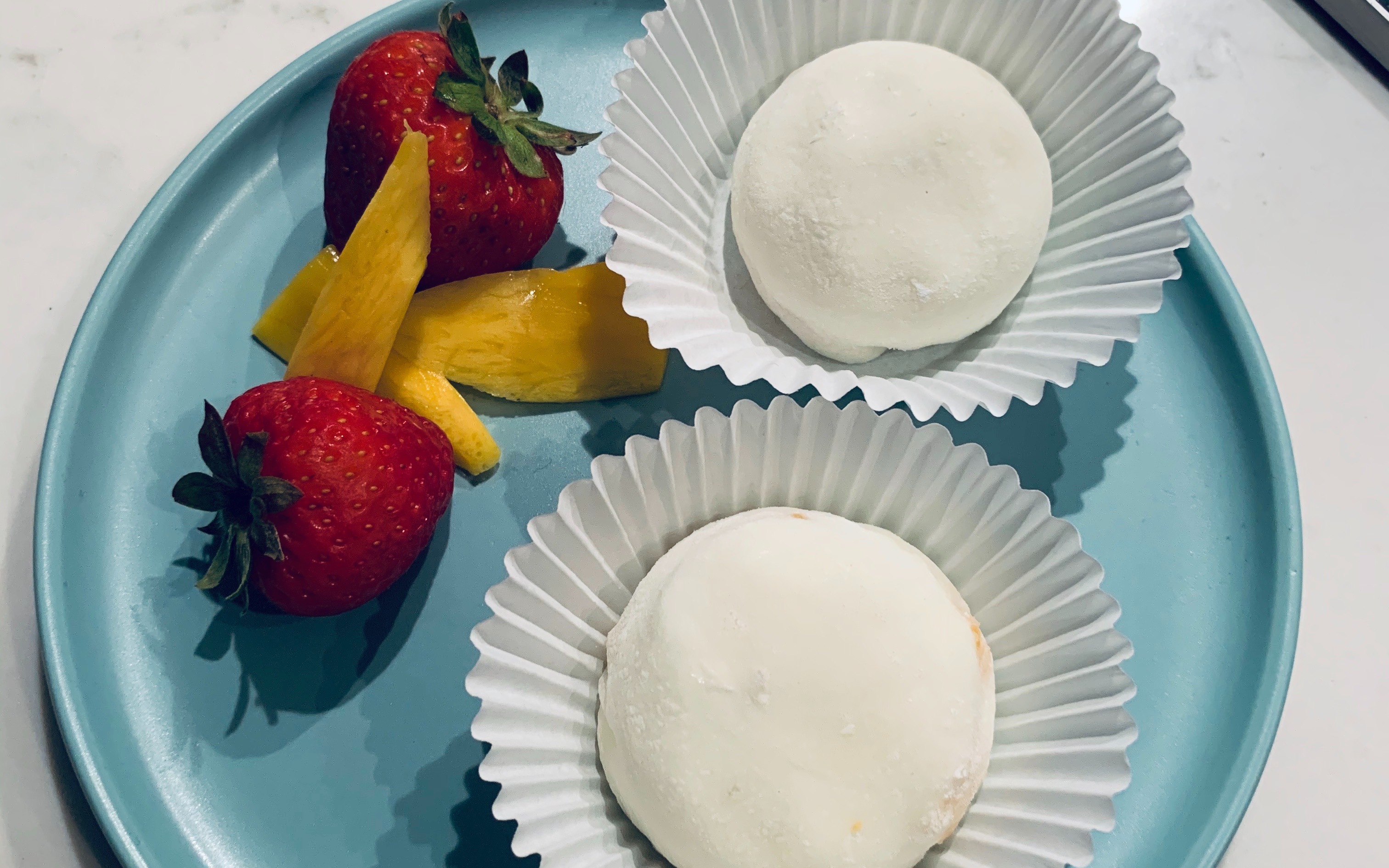 草莓芒果雪媚娘strawberriesmangomochi