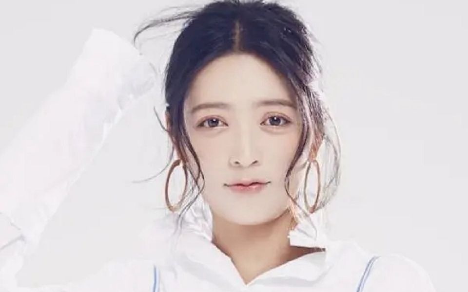 为艺术献身的国内少女-索朗卓嘎