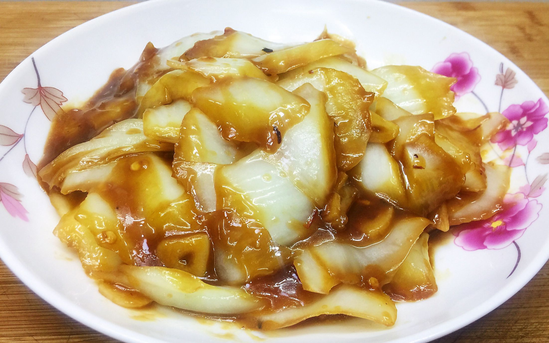 酸溜白菜的做法大厨分享技巧香辣入味酸甜可口