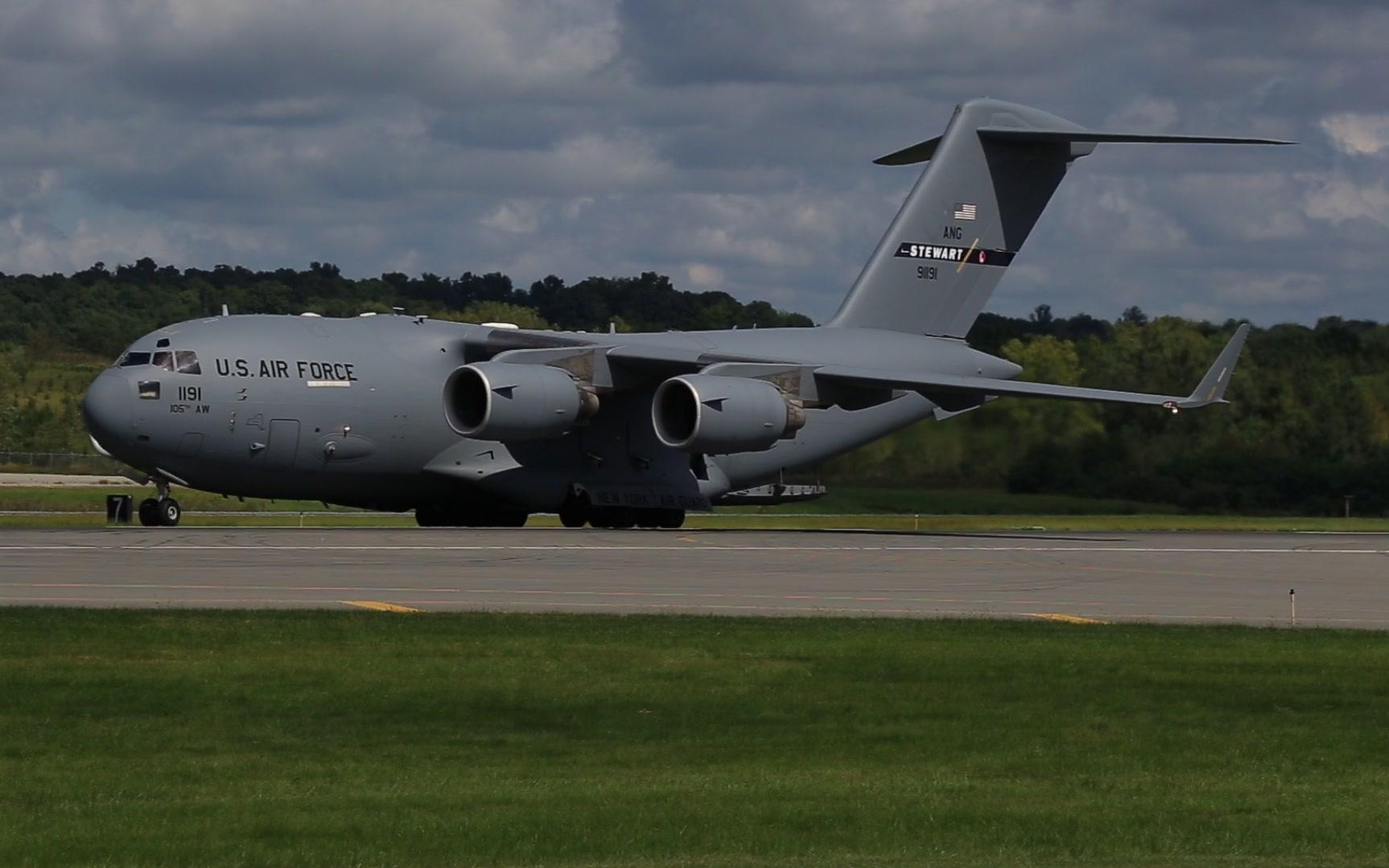 美国us air national guard - c17反推倒车 表演