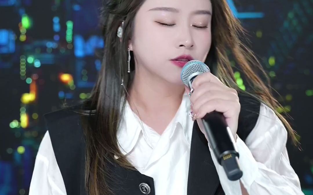 直播bluray603370381菲儿菲儿我来了2022年5月17日直播回放