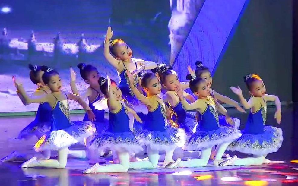 儿童舞蹈《八音盒幻想》