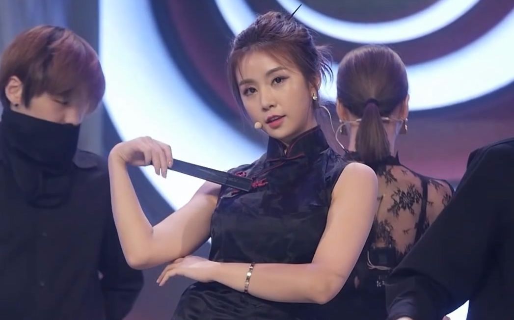 曹璐 - 邀请 fancam 【全屏看才爽】【原曲严正花】【或者叫招待?