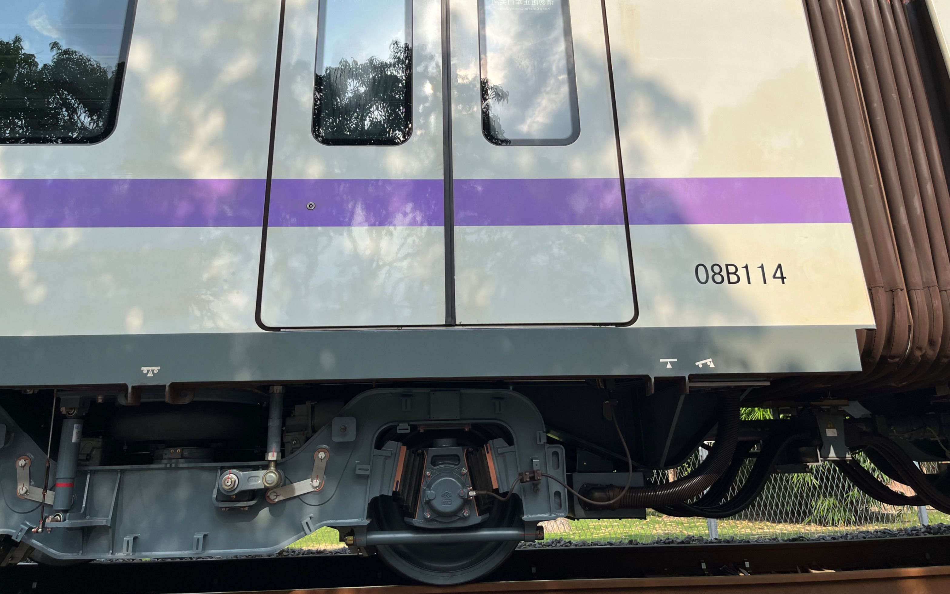 【广州地铁】2号线a5(8x113-114大修车)试车通过超强撞轨声!