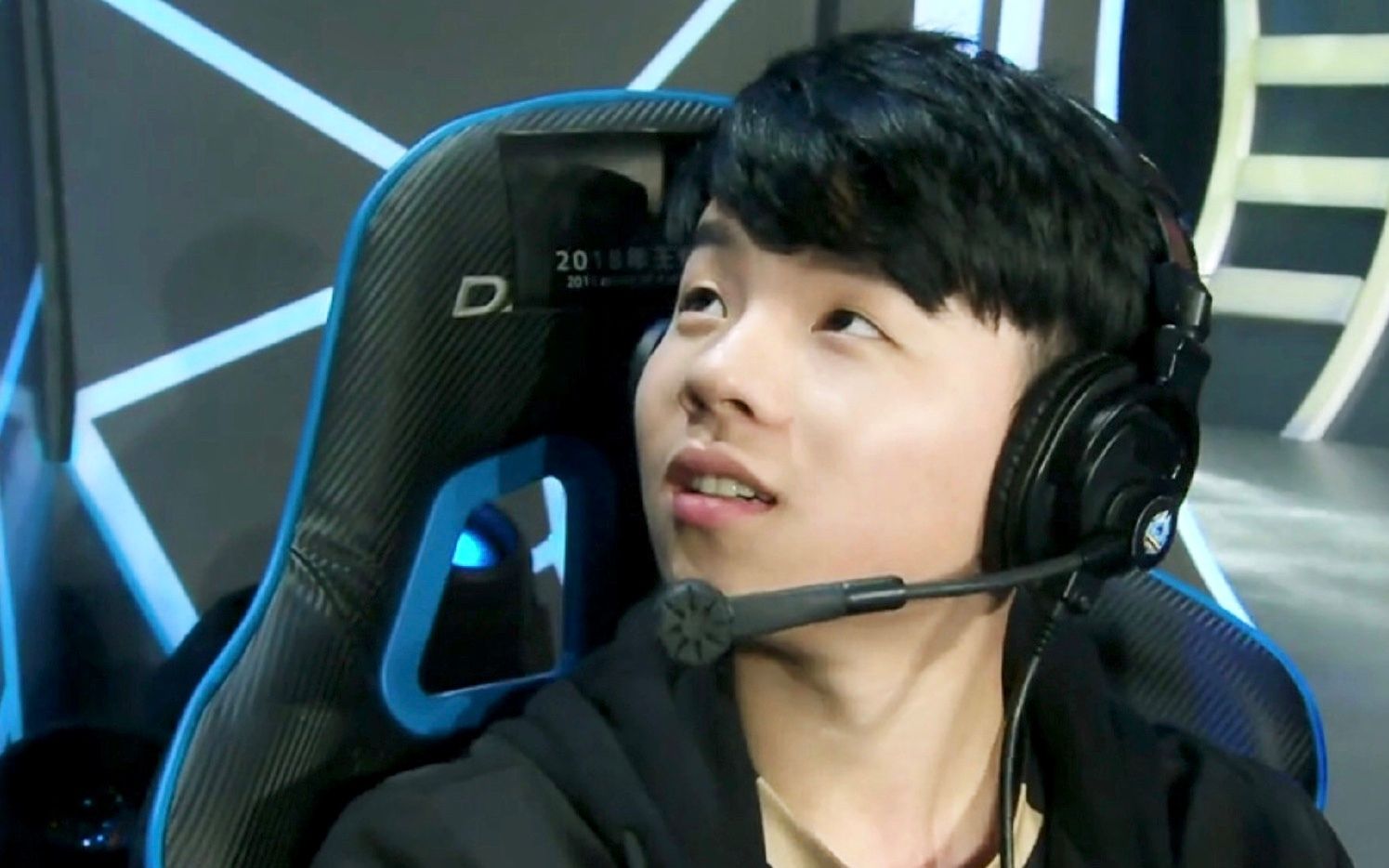 【rngm暴风锐】20200107 直播回放 存档~一个成长过程中的小孩子