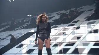 Tải video: 【Beyonce/碧昂丝】Diva - Crazy In Love (Live In Brooklyn - 06.10.2012)