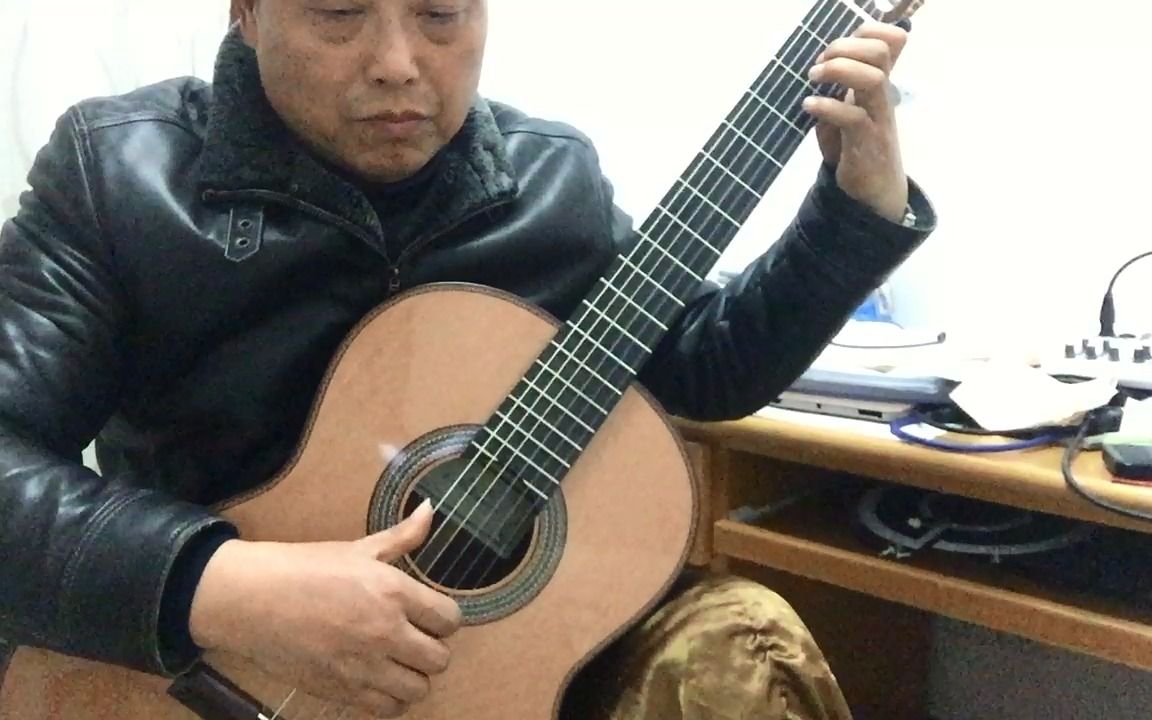 [图]古典吉他小品：贵妇人。完美的圆舞曲风格练习曲