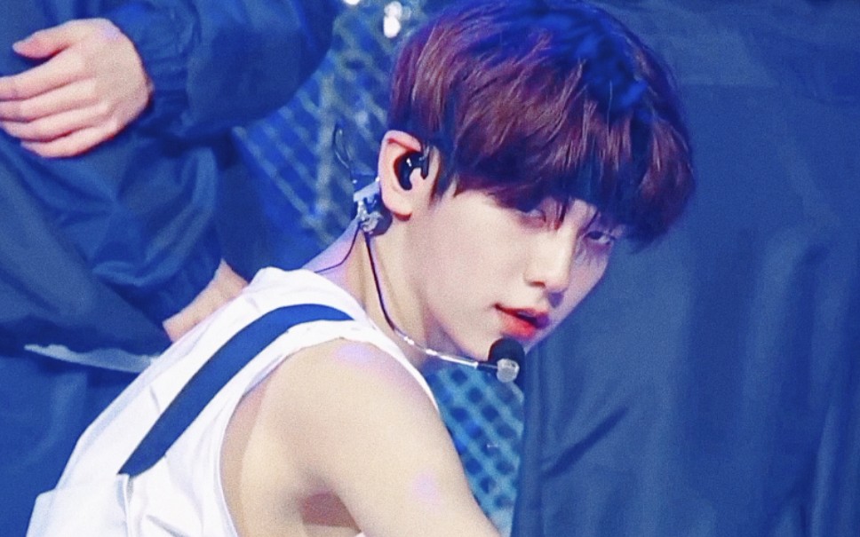 崔秀彬211231发带加无袖阳间造型配上崔秀彬的脸值得珍藏