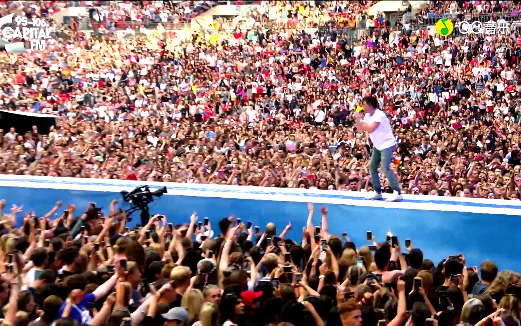 [图]Charlie Puth - We Don't Talk Anymore (Live At Capital's Summertime Ball 2017)_w0