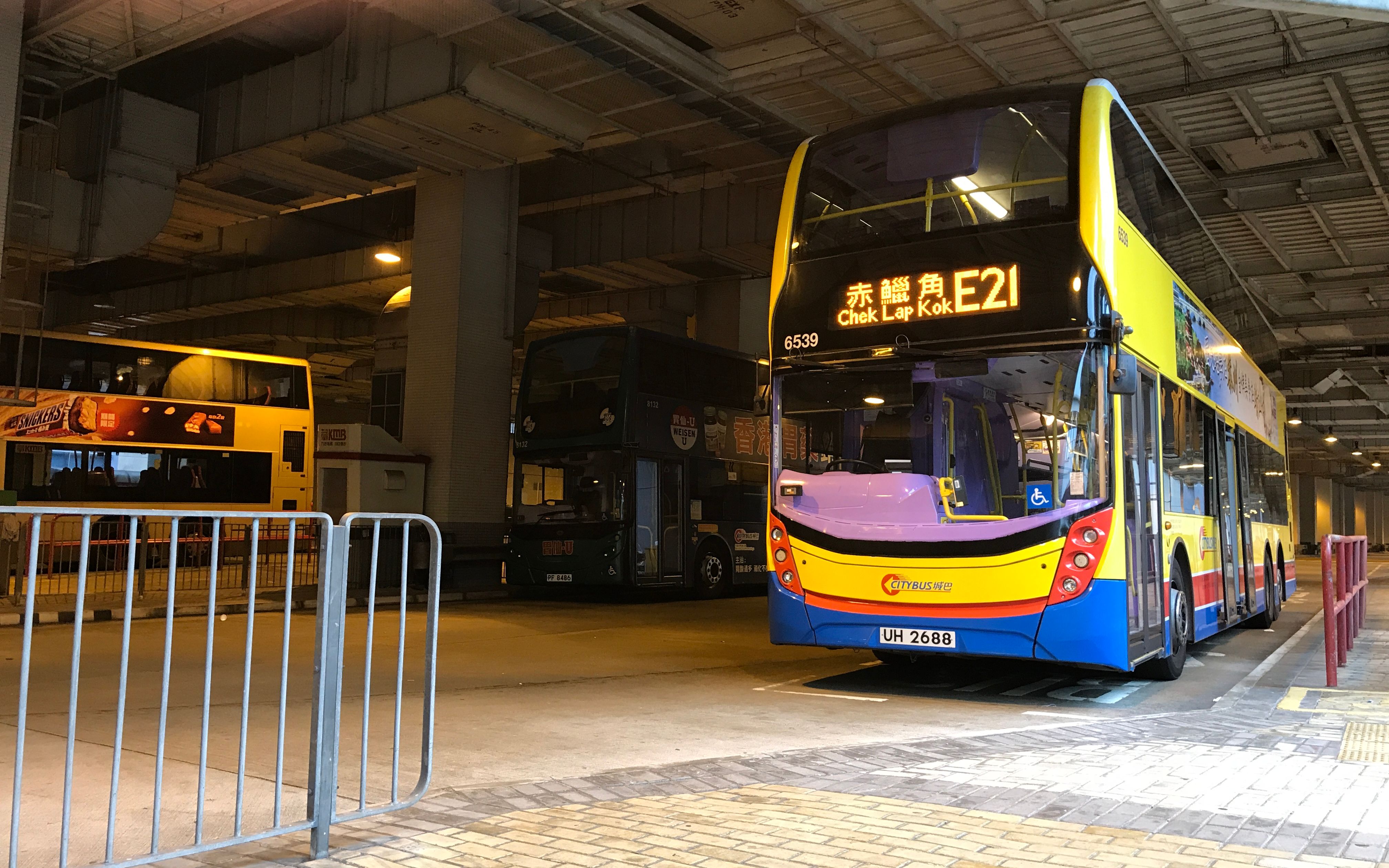 【香港巴士】城巴机场巴士 #6539 e21路 大角咀(维港湾)往机场一二号
