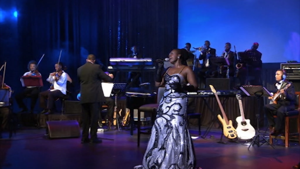 [图]Judith Sephuma「Are You Still There」