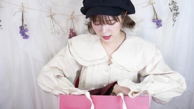 21年lily Brown 福袋開封 哔哩哔哩 つロ干杯 Bilibili