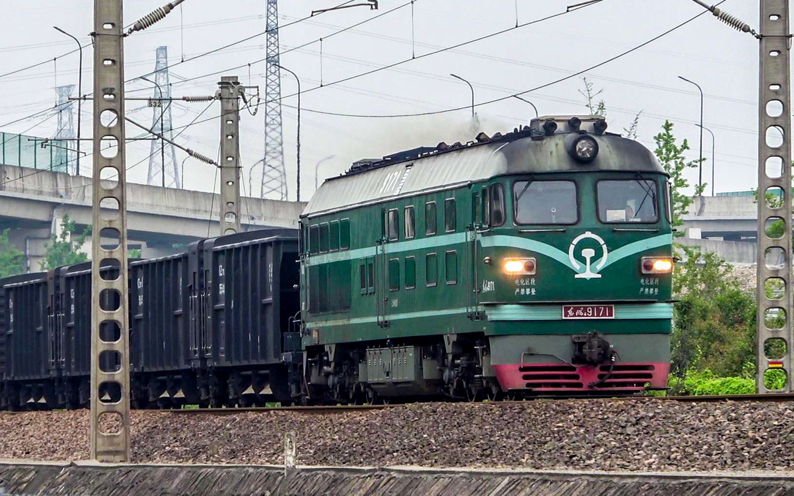 道砟车回送『2023.05.20萧甬线』57600次 df4b9171【梅墅村北侧】