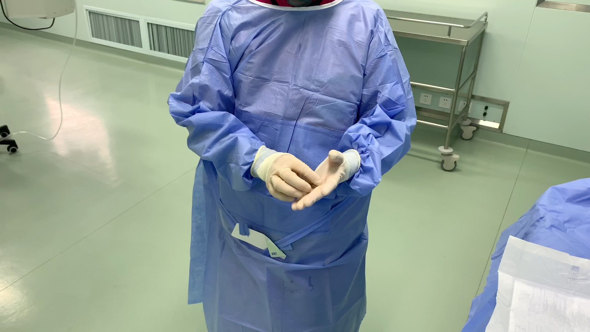 戴无菌手套演示