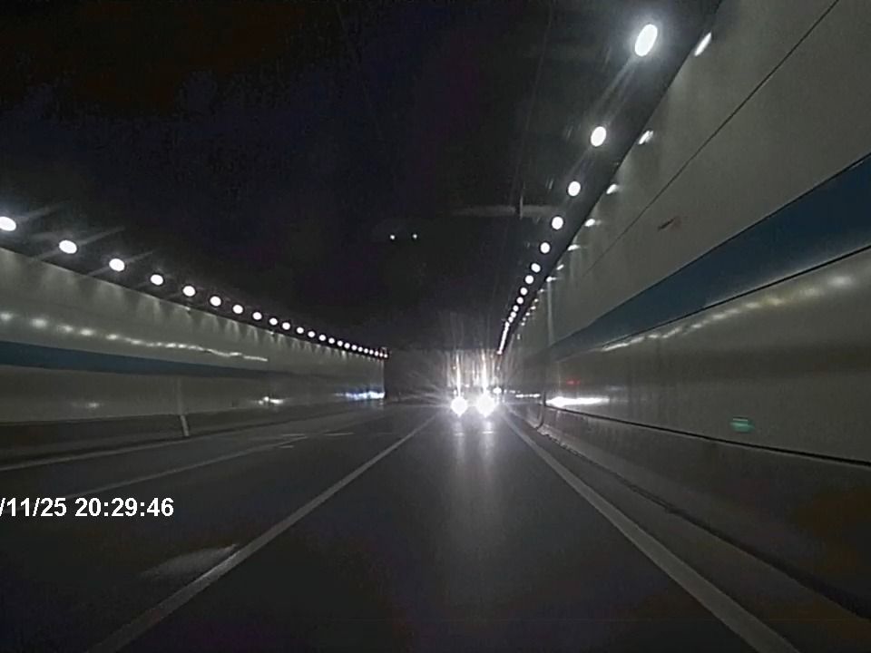 后视湘府路隧道emer231125-202834r