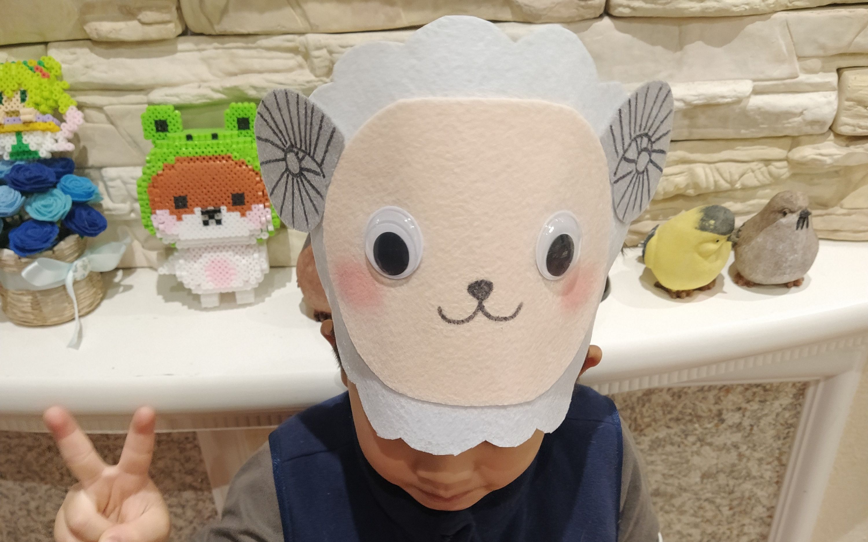 和孩子一起做手工系列之不织布小绵羊面具