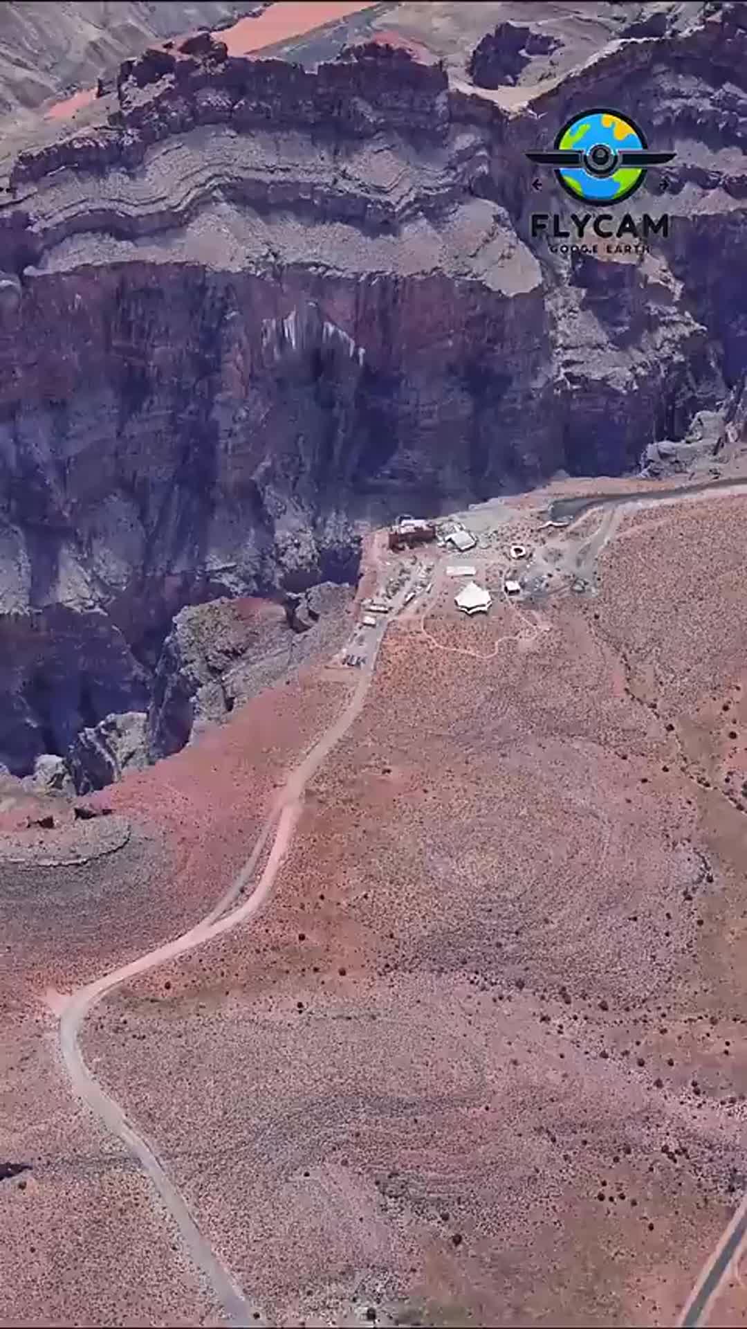 【中配】高空恐惧者的噩梦之地:大峡谷天空步道【Scariest place for people afraid of heights】哔哩哔哩bilibili