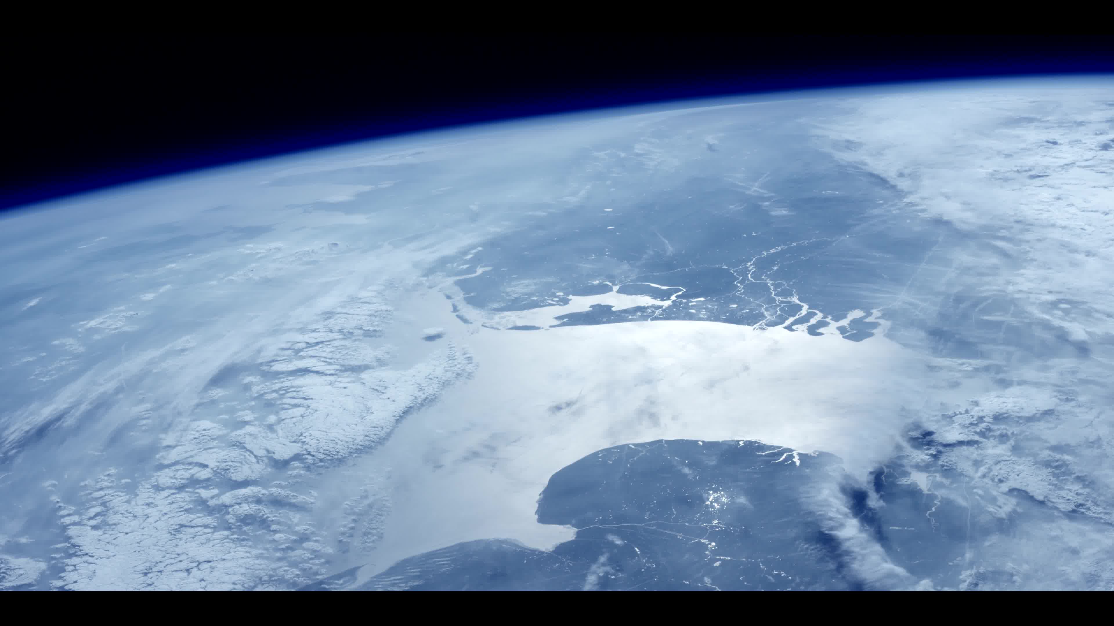 nasa国际空间站绕地球一周4k实时拍摄