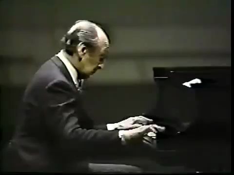 [图]（演砸）霍洛维茨东京音乐会演奏肖邦作品10之8 Horowitz - Chopin Etude f-dur op.10-8 (Tokyo, 1983)