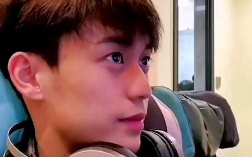 【余庆伟】感觉这个侧面还挺可爱的 好乖啊_哔哩哔哩_bilibili