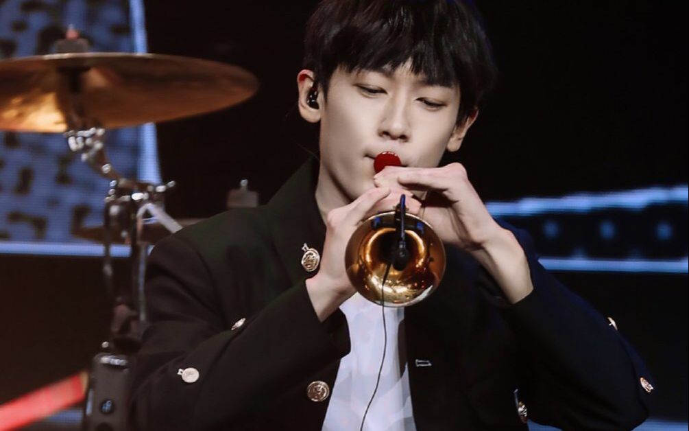 【明日之子4|闫永强|初舞台|the spectre|幽灵|唢呐】强哥的唢呐特别