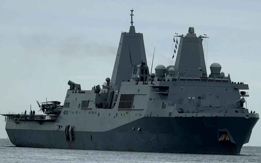 美国海军 | 圣安东尼奥级船坞登陆舰"纽约"号(lpd-21)抵达基尔海军