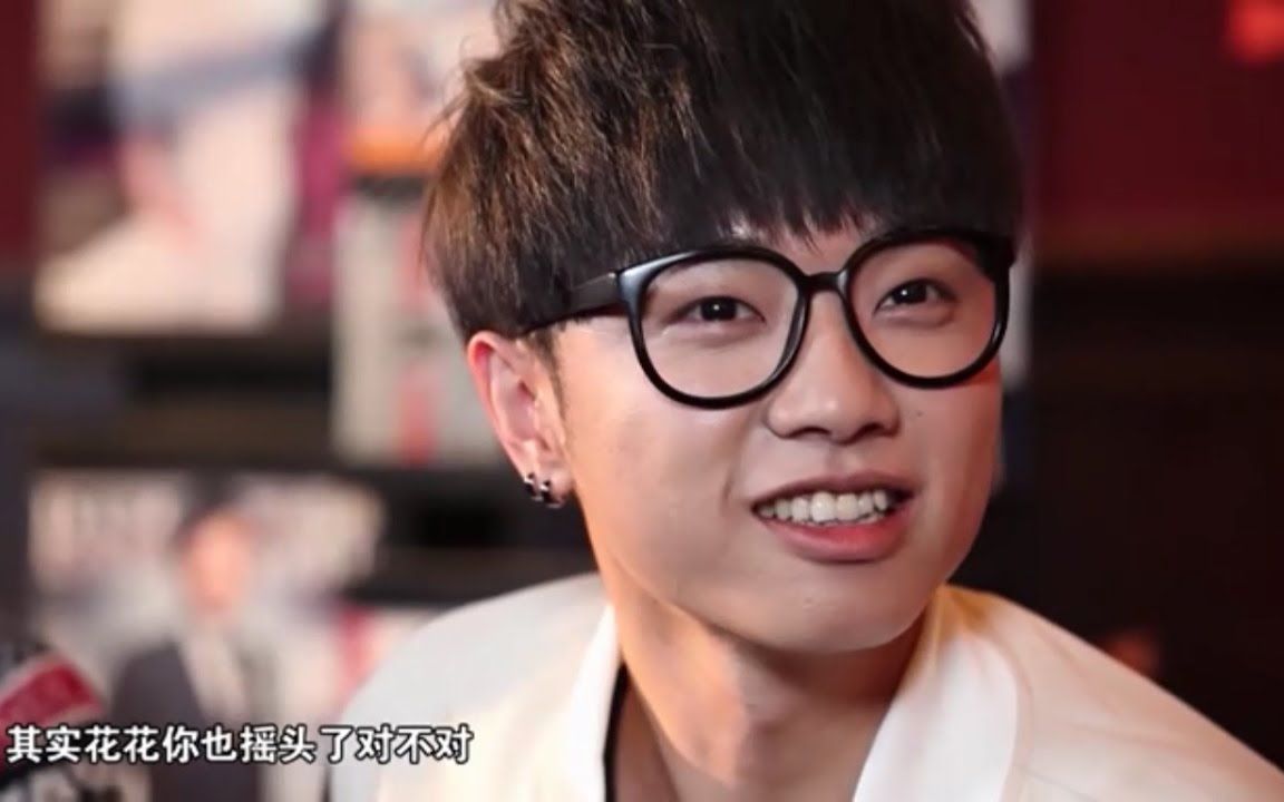 快男海选【华晨宇】1 2 大胡子妈-35