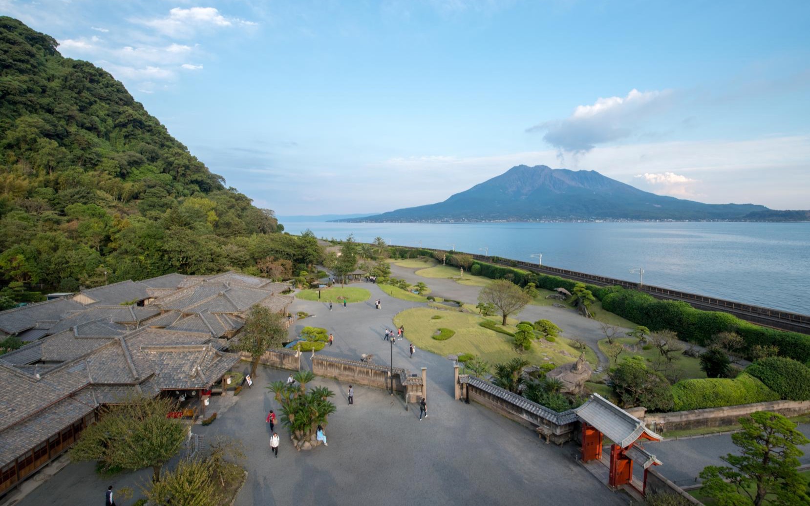 【搬运】一日一駅——日丰本线——鹿儿岛駅【仙岩园】4k漫步