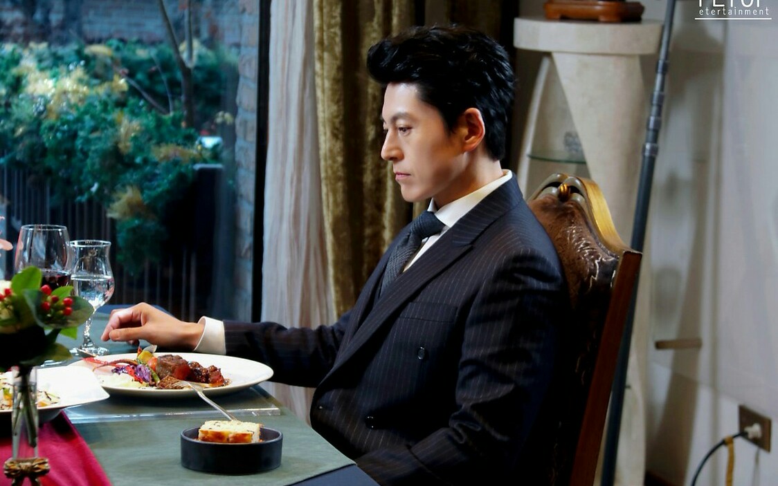 悲伤时爱你76 男女主已进入谈情说爱,搂搂抱抱举