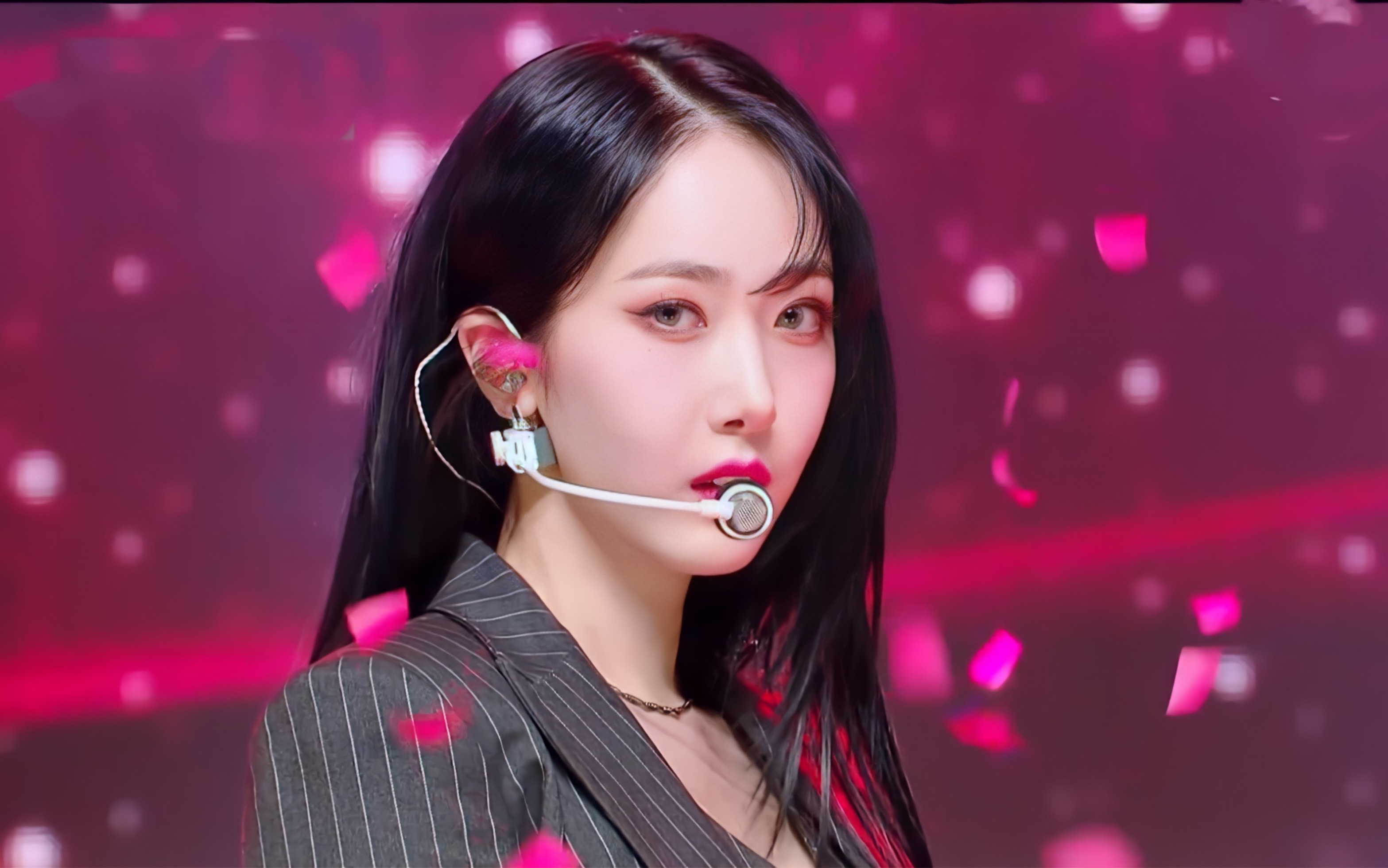 【sinb-黄恩妃(信飞)】 viviz 回归新曲 pull up