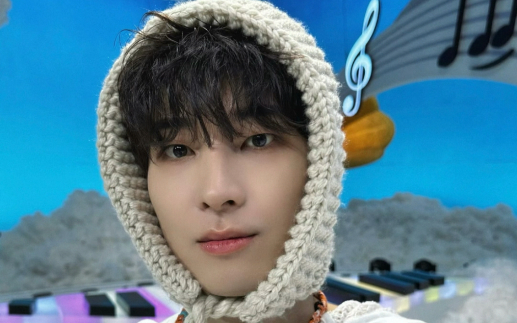 重大喜报 全圆佑会自拍了