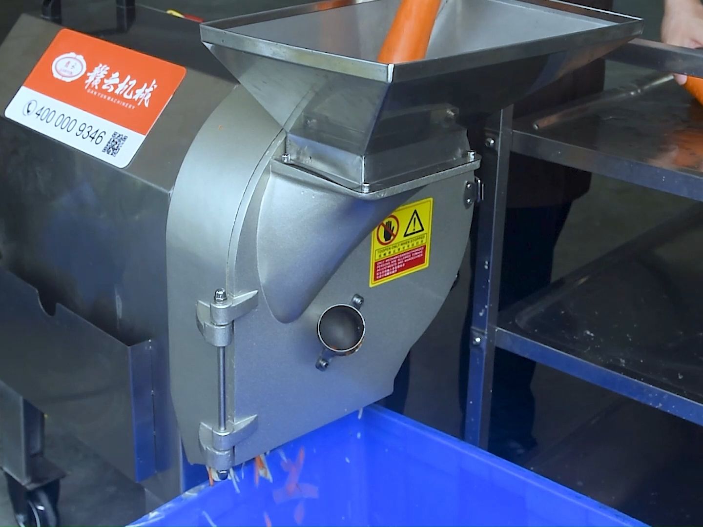 自动胡萝卜切丝机,土豆切丝机,食堂切菜机,食堂切切片切丝机